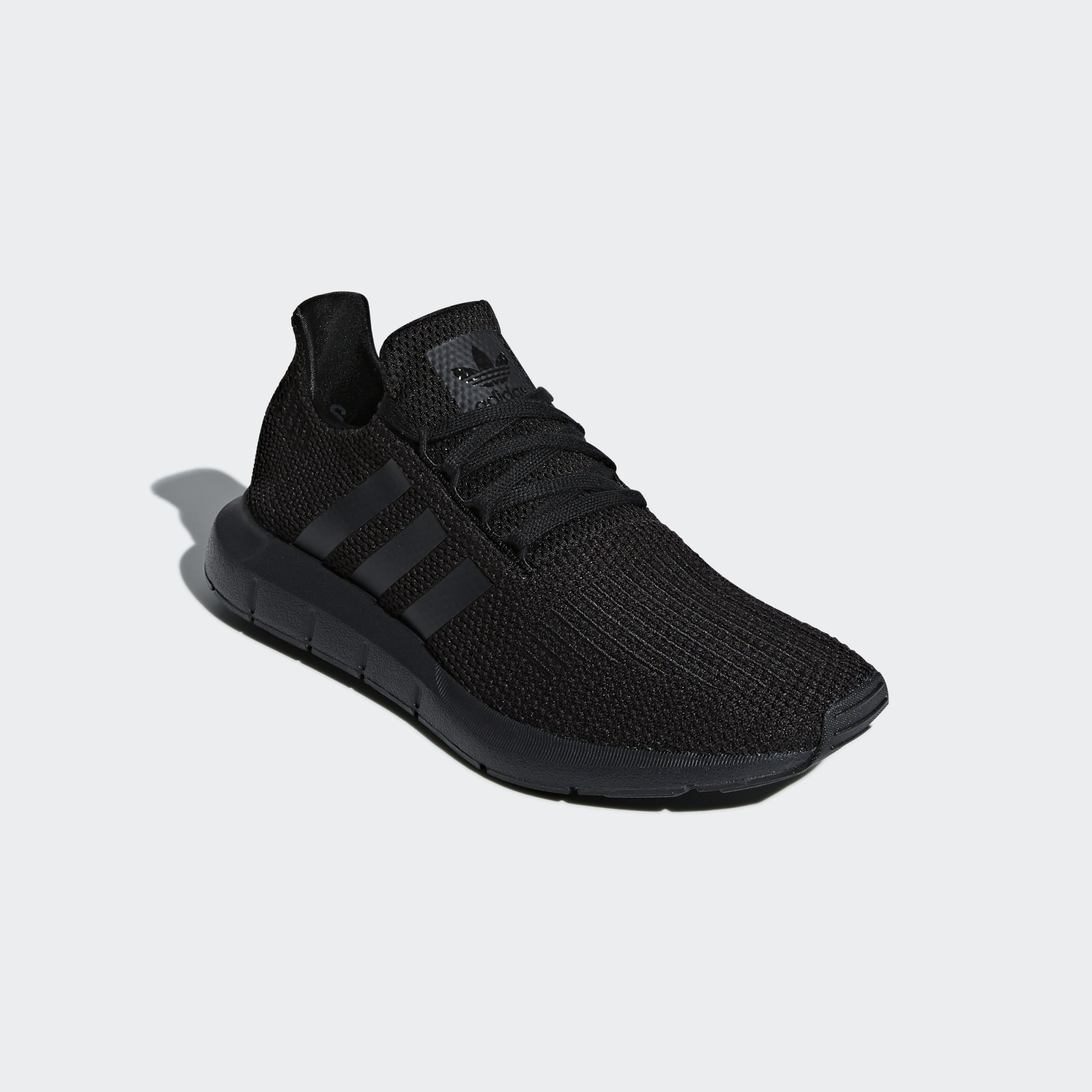 Giày adidas Swift Run AQ0863