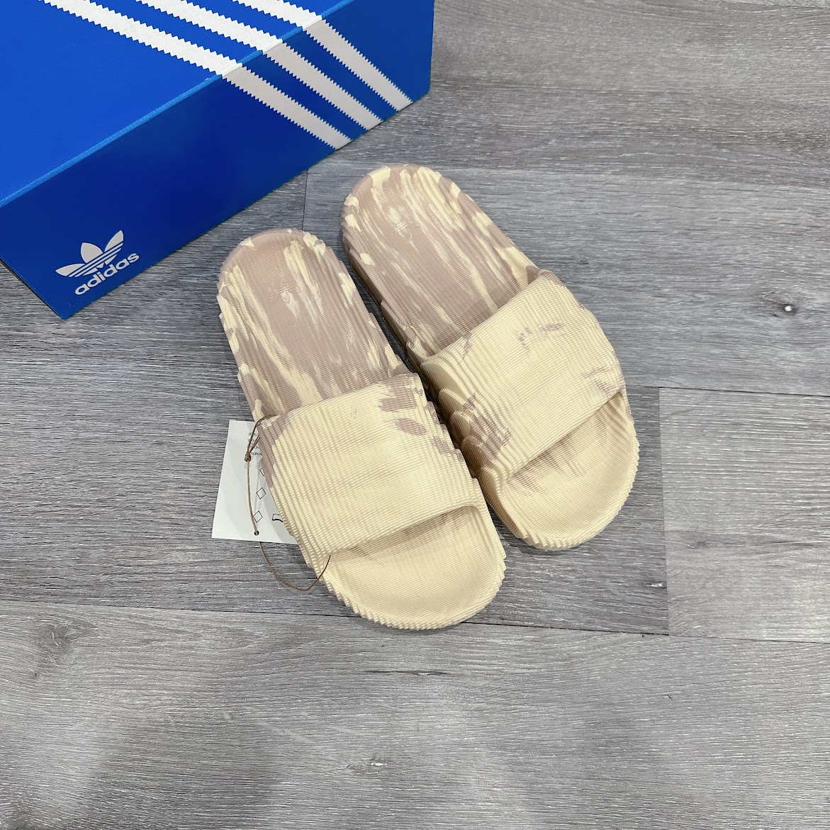 Dép Adidas Adilette 22 Sand Strata Beige [ HP6516 ]