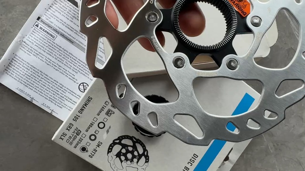 Dĩa thắng center lock SHIMANO RT70 China ICE tản nhiệt chính hãng