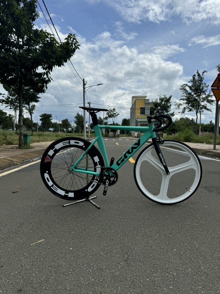 Xe đạp fixed gear GRAY F15 xanh ngọc bánh sau 9cm trước 3 đao