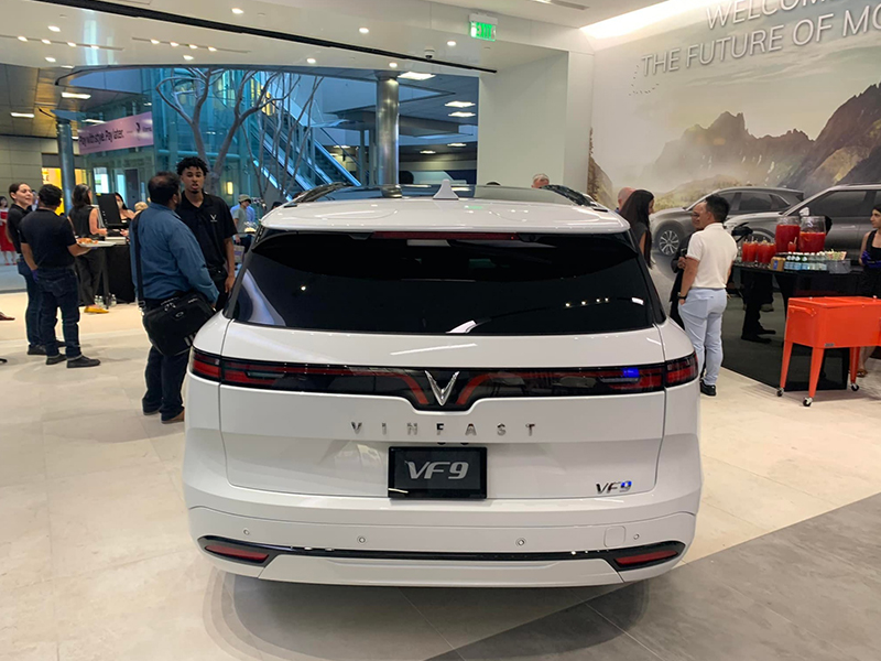 VinFast VF 9