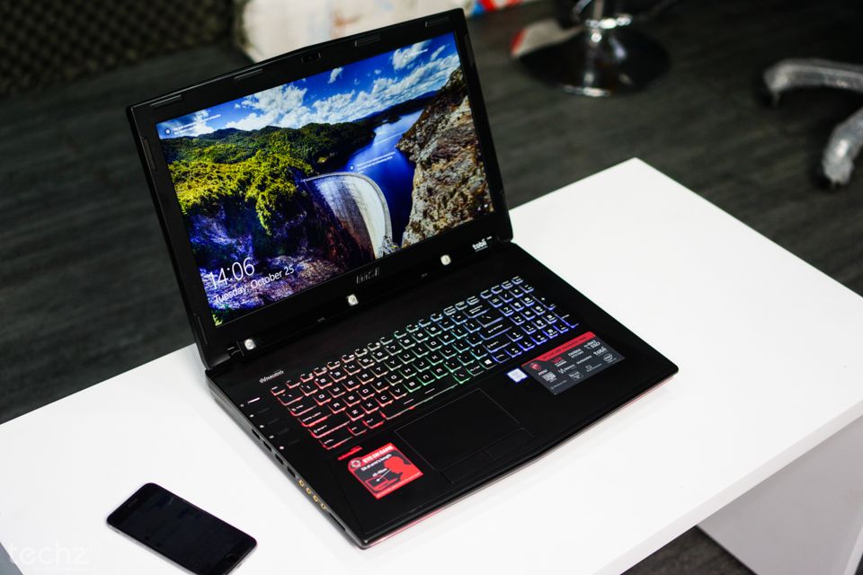 REVIEW ĐÁNH GIÁ CHI TIẾT LAPTOP MSI GT72VR