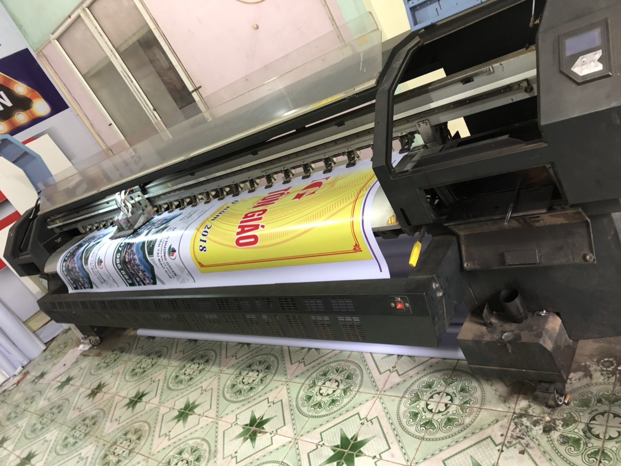 Quảng cáo Vân Trường - Máy in bạt