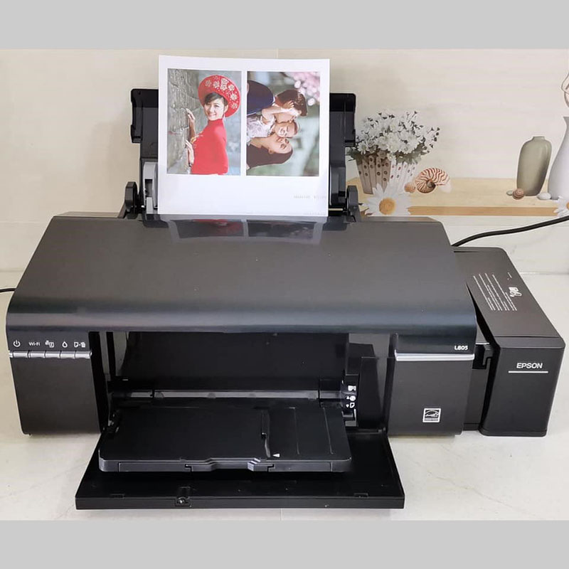 Epson L805 là dòng máy nhỏ gọn, thích hợp cho nhiều không gian