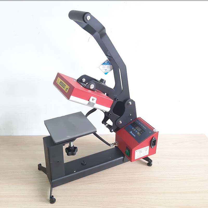 Máy ép nhiệt logo cầm tay là thiết bị chuyên dụng để in logo, hình ảnh… lên nhiều chất liệu khác nhau