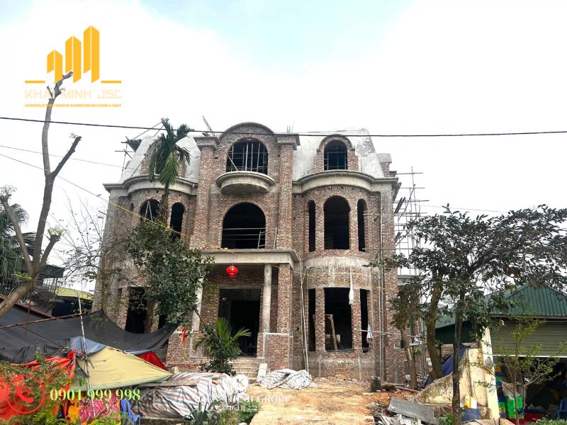  Căn biệt thự trong quá trình xây thô