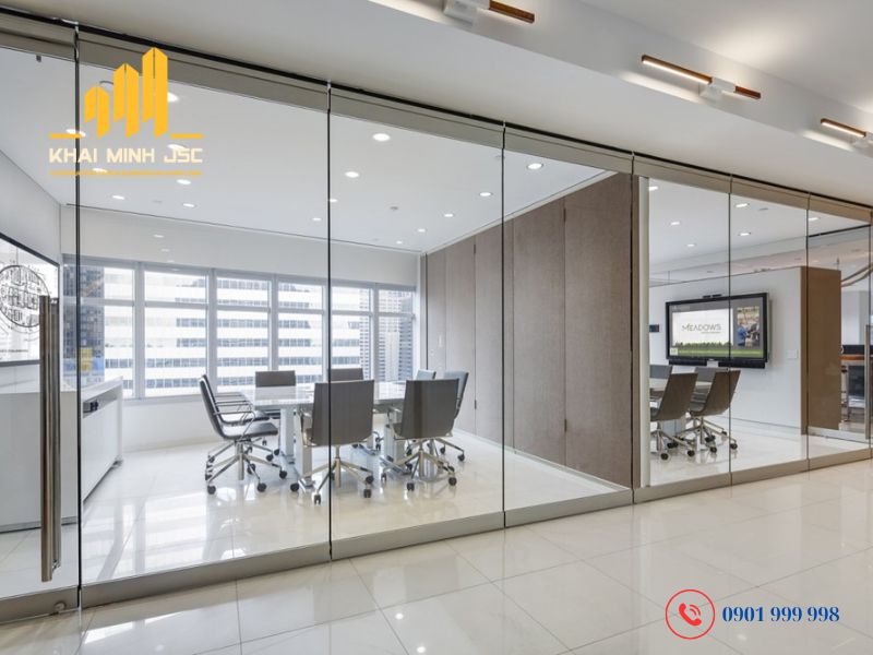  Thi công vách kính hai lớp đòi hỏi kinh nghiệm, độ chính xác và quy trình kiểm soát nghiêm ngặt