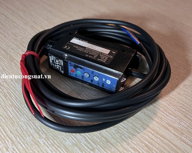 bo-khuech-dai-cam-bien-quang-keyence-ps2-61