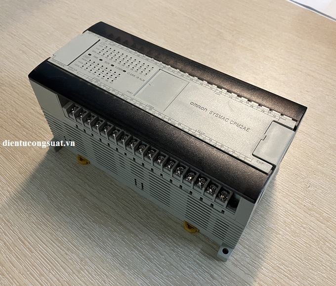bo-lap-trinh-plc-omron-cpm2ae-60cdr-a