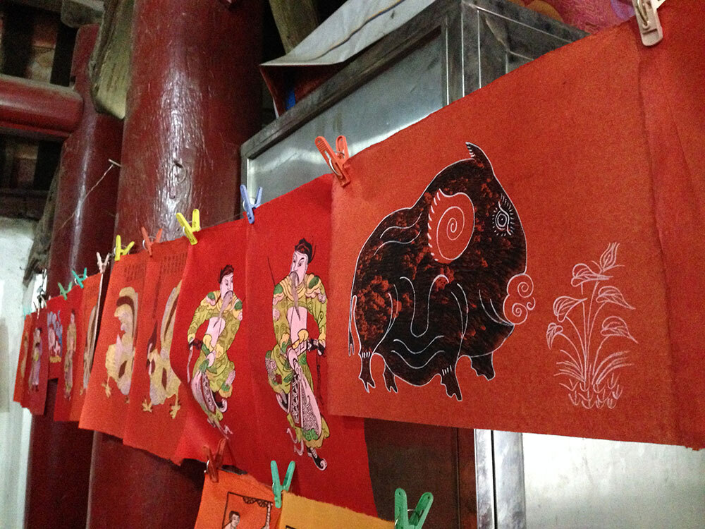 5 Điều ít người biết về dòng Tranh Kim Hoàng 1 Chủ đề tranh gần gũi gắn liền với đời sống của người dân Việt