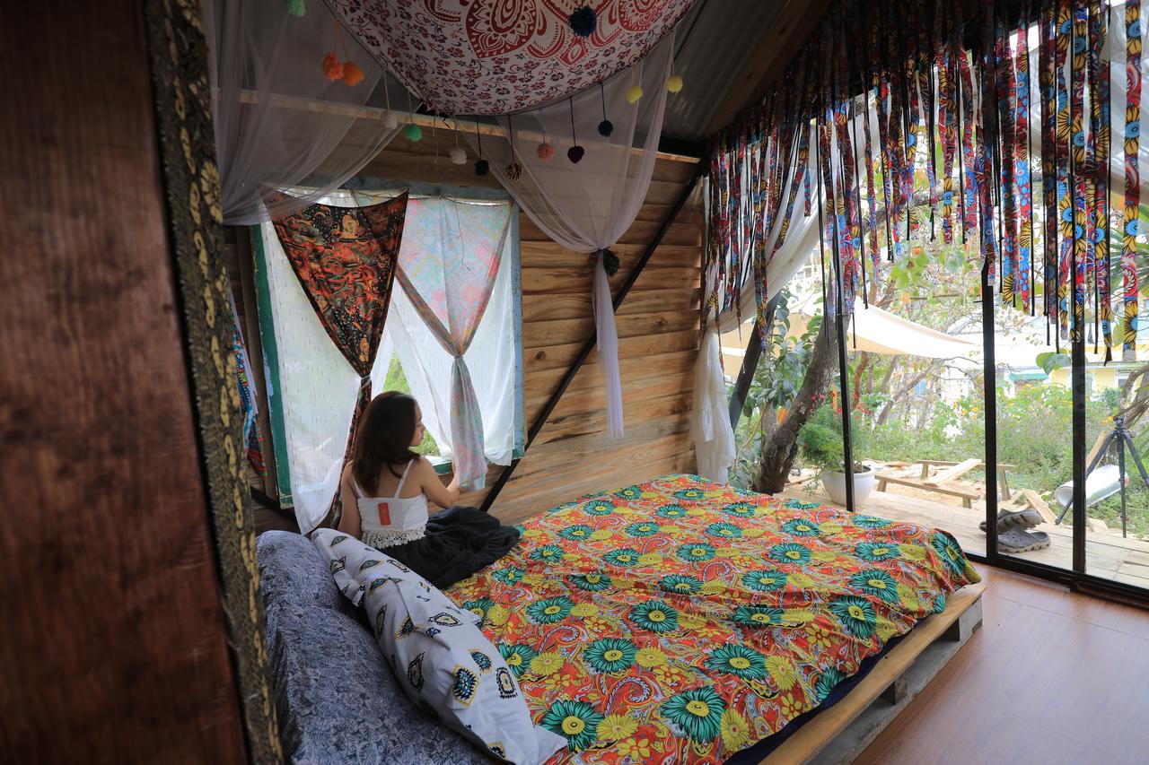 Gợi ý cách trang trí phòng ngủ homestay độc đáo, sáng tạo 11 Bạn sẽ trải nghiệm cảm giác trở thành một người du mục đang khám phá những thảo nguyên mênh mông