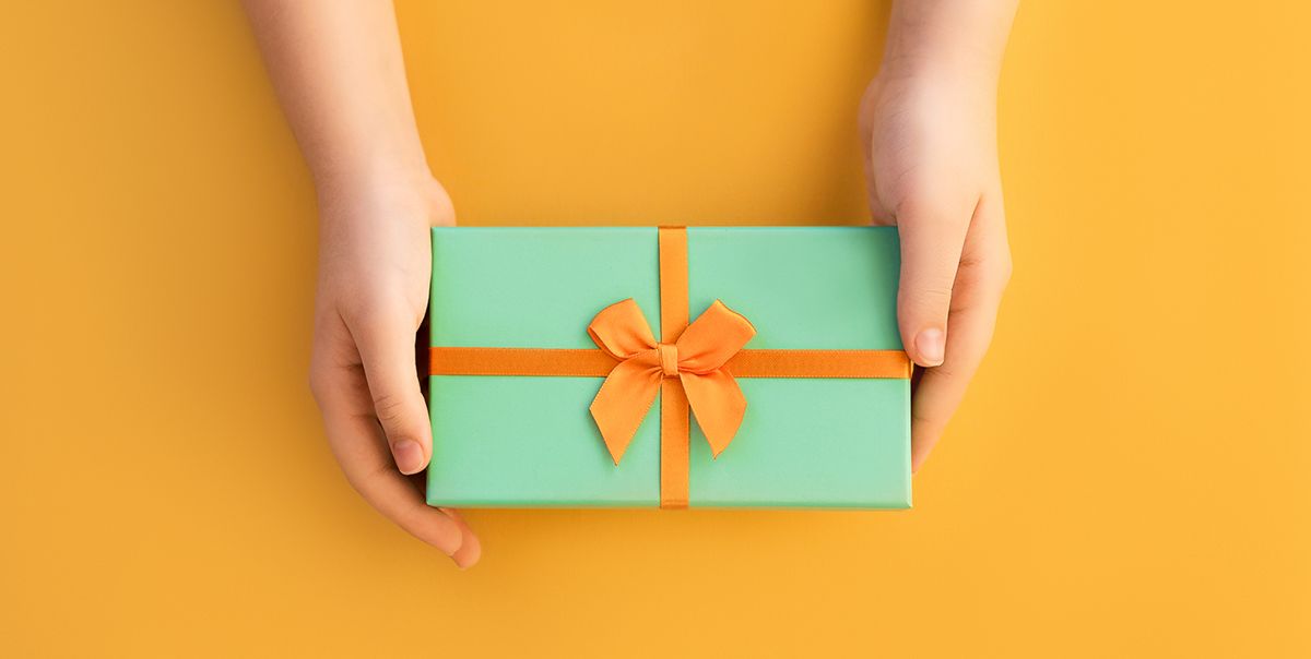 Bật mí cách lựa chọn quà Tết ý nghĩa cho người thân, bạn bè, đối tác 1 Quà Tết ý nghĩa biếu ông bà, cha mẹ, người thân