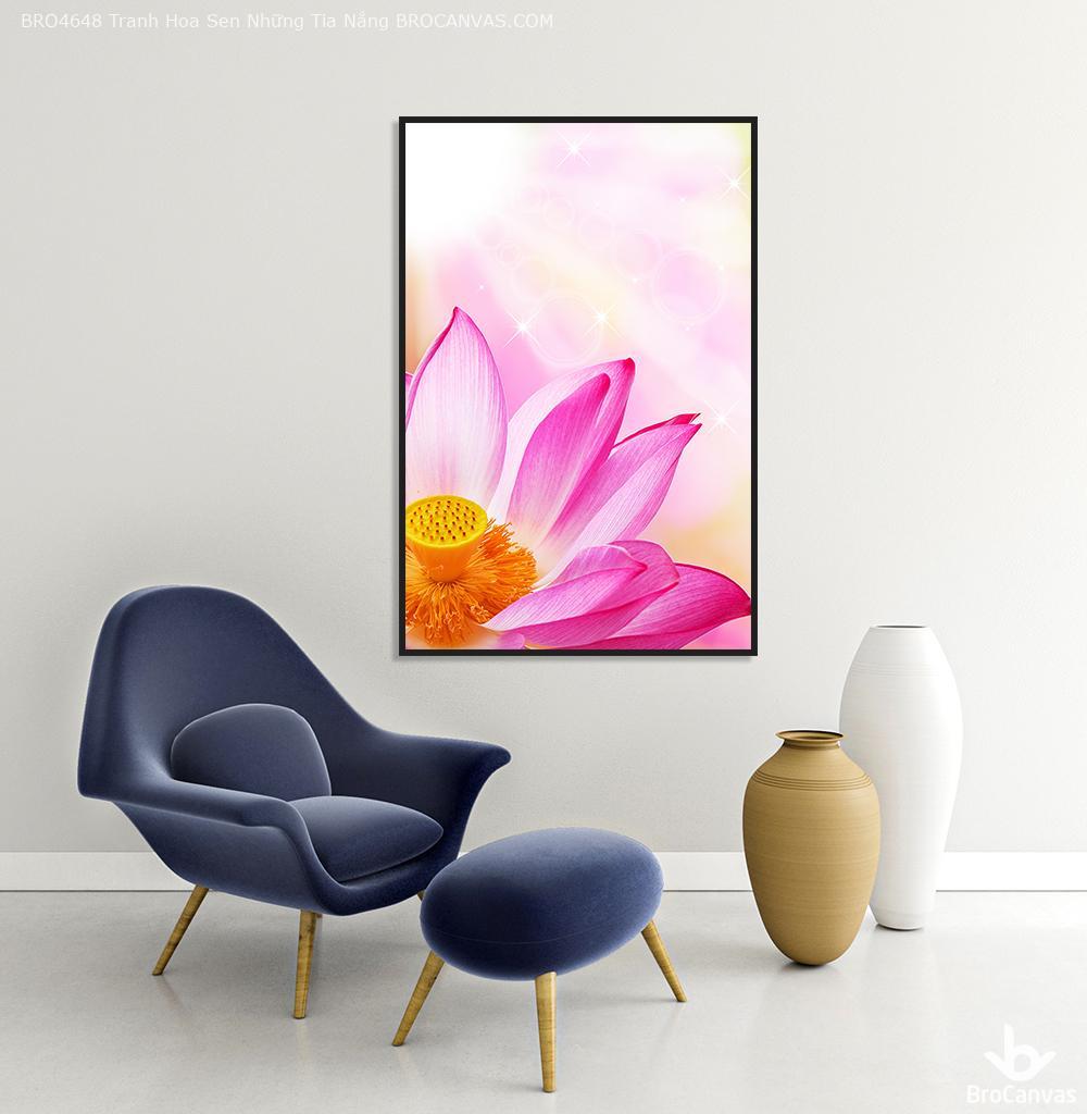 Top 3 Showroom tranh canvas treo tường uy tín nhất Tranh hoa sen những tia nắng