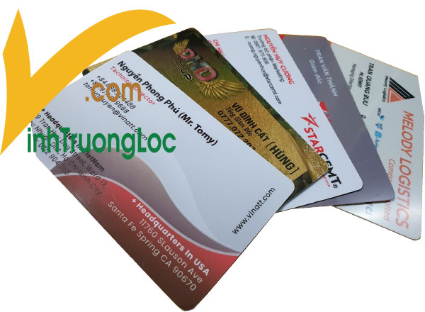 In Danh Thiếp Bằng Nhựa Đơn Giản Mà Lại Đẹp