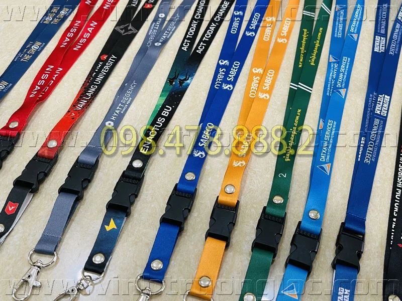 Printed Lanyards, Custom Lanyards and Clip-on Badge Holders