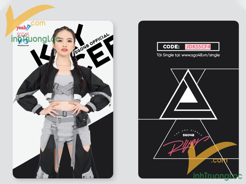 Mẫu thẻ đeo tham dự sự kiện của Yeah1