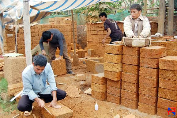 Đá ong là gì? Tìm hiểu về đá ong và các ưu điểm Đá ong là gì? Tìm hiểu về đá ong và các ưu điểm