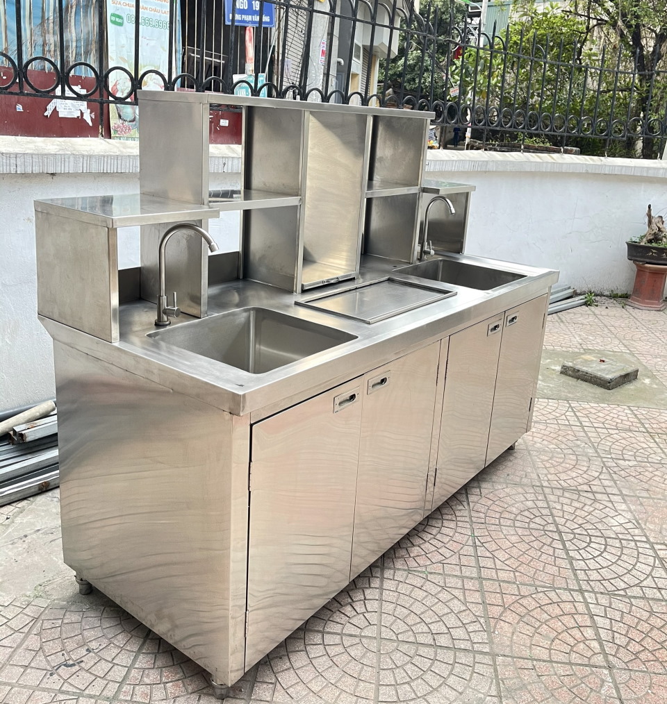 LÝ DO DÙNG QUẦY INOX KHI MỞ QUÁN