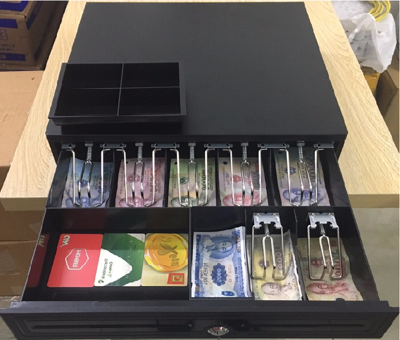 Két tiền Boss 8 Ngăn 5 Hộc cỡ lớn