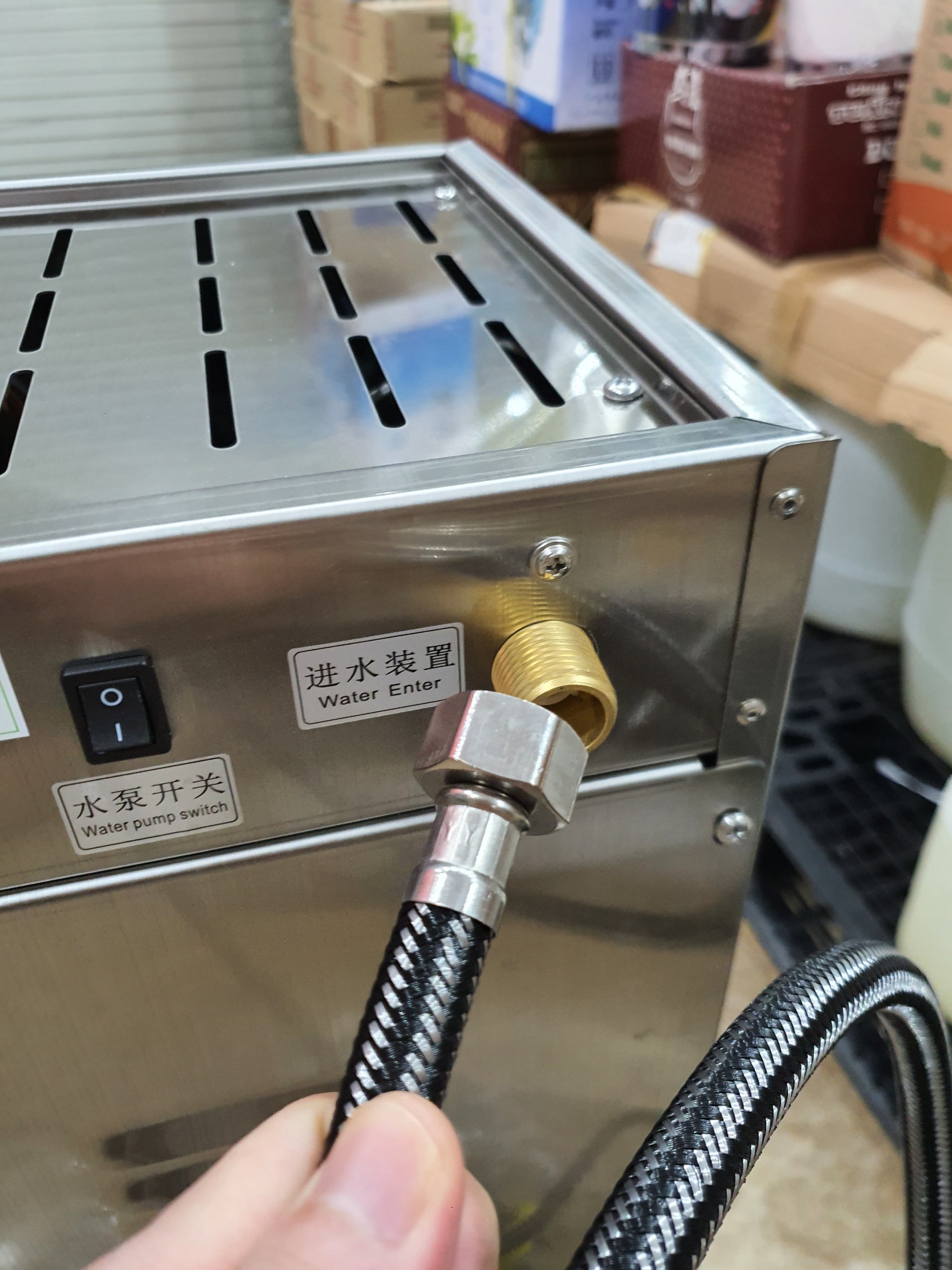 MÁY NƯỚC NÓNG VÀ SỤC HƠI BOSS B12L (HÀNG XUẤT CHÂU ÂU )