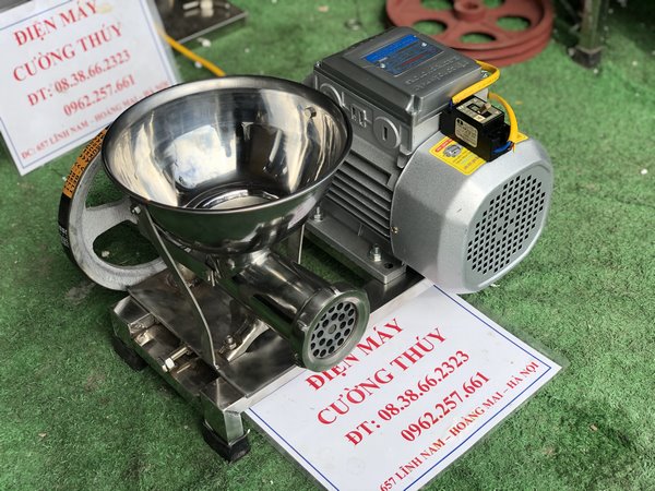 Máy xay thịt cả xương