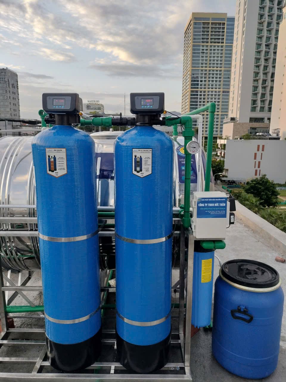 Máy lọc nước tổng là gì? Nên mua loại nào cho gia đình