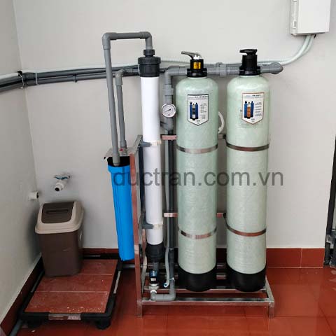 Giải pháp thông minh: hệ thống lọc tổng và máy lọc nước RO