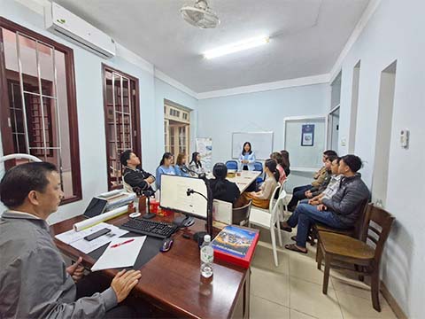 TƯƠI KHÔNG CẦN TƯỚI  - Vì đã có Nước từ Đức Trân TƯƠI KHÔNG CẦN TƯỚI  - Vì đã có Nước từ Đức Trân