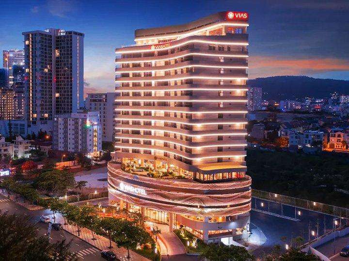 VIAS HOTEL VŨNG TÀU CHỌN DEMARK CUNG CẤP NỘI THẤT NHỰA GIẢ MÂY