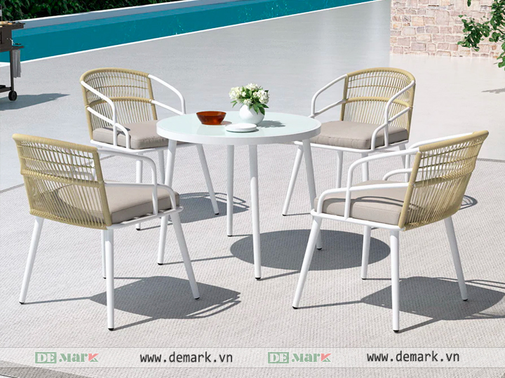 Bàn Ghế Café Giả Mây – Giải Pháp Nội Thất Sang Trọng, Bền Bỉ Cho Quán Café