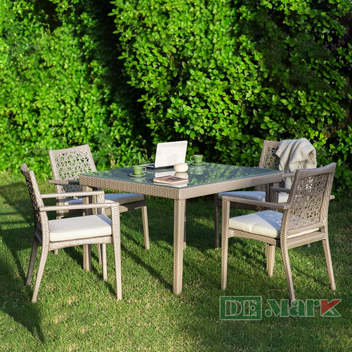 Điều Gì Quyết Định Độ Bền Của Bàn Ghế Giả Mây? Những Yếu Tố Cần Lưu Ý Khi Chọn Mua Sản Phẩm Chất Lượng