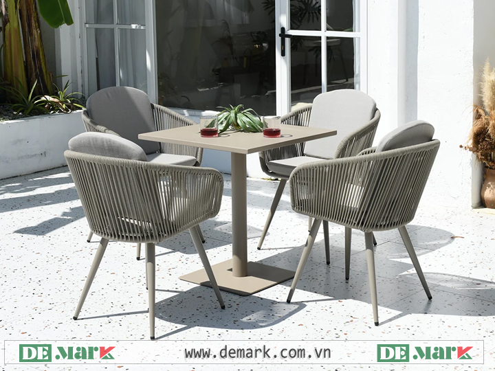 Muốn Sử Dụng Bàn Ghế Linh Hoạt Trong Nhiều Không Gian Nên Chọn Gì?
