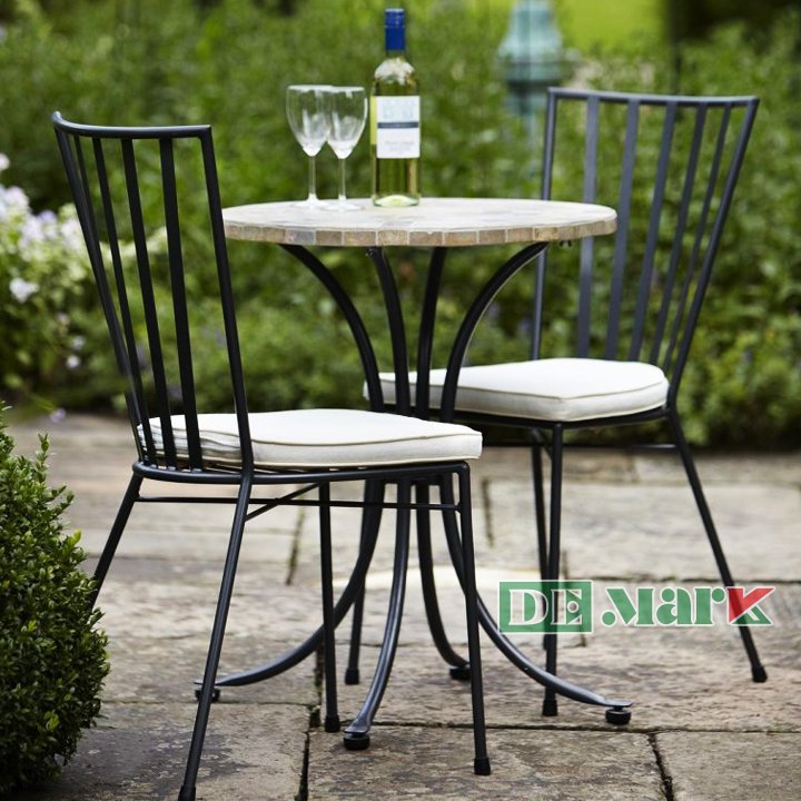 GỢI Ý 7 MẪU BÀN GHẾ SẮT CAFE ĐẸP CHO QUÁN SÂN VƯỜN