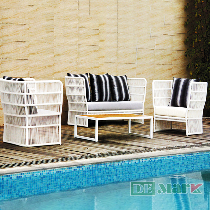 Sofa Mây Nhựa Ngoài Trời: Sân Vườn Phòng Khách Tươi Mát