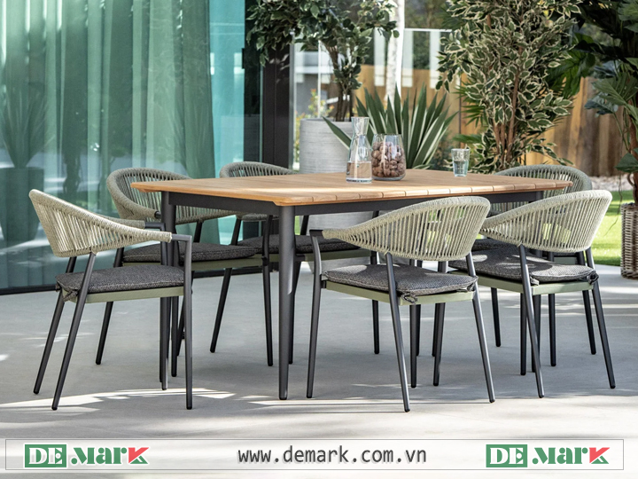 Bàn ghế ngoài trời DeMark kiểu dáng hiện đại
