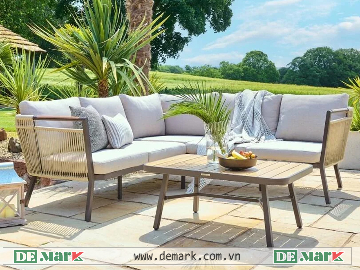 Bàn ghế ngoài trời DeMark phối màu hiện đại