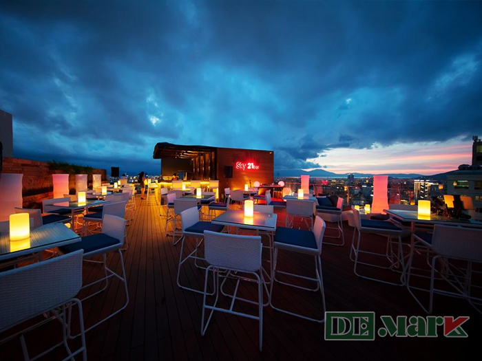 Ghế Quầy Bar Nhựa Giả Mây