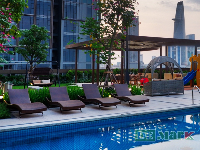 Ghế Hồ Bơi Nhựa Giả Mây 