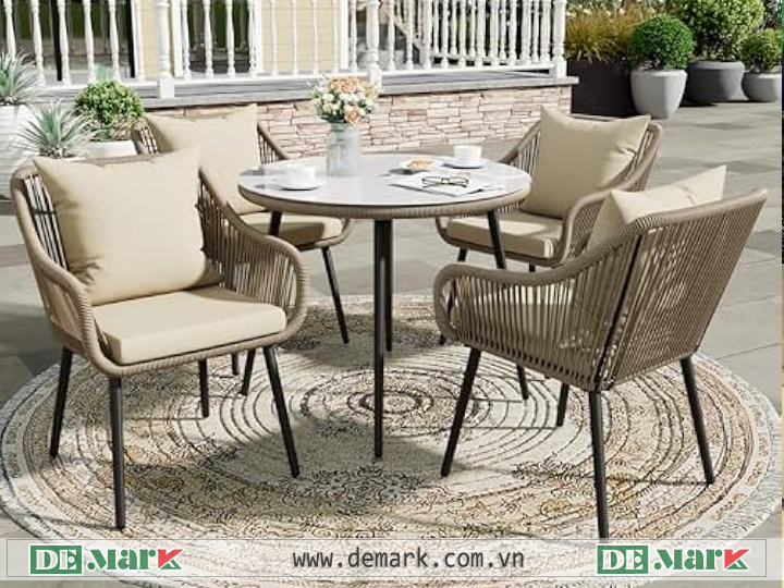 Giá trị sử dụng của bàn ghế ngoài trời