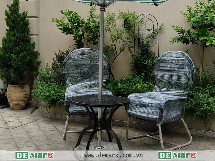 Vật liệu ngoài trời xuống cấp theo thời gian