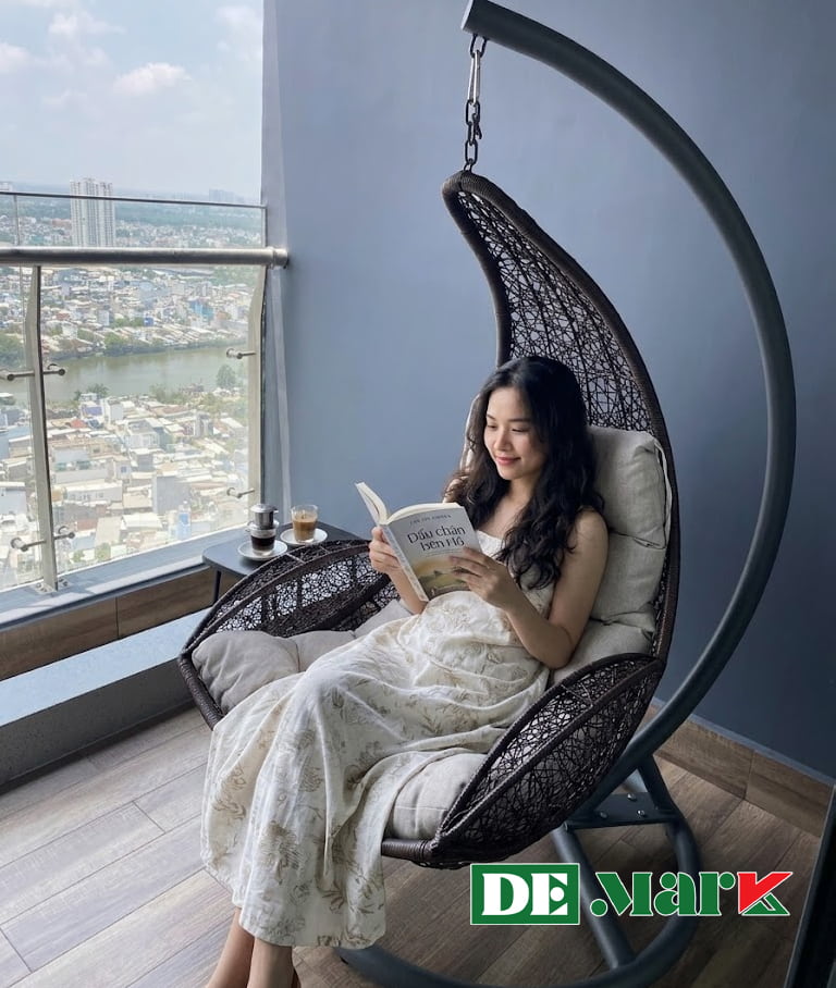 Xích đu thư giãn ngoài trời cho ban công chung cư