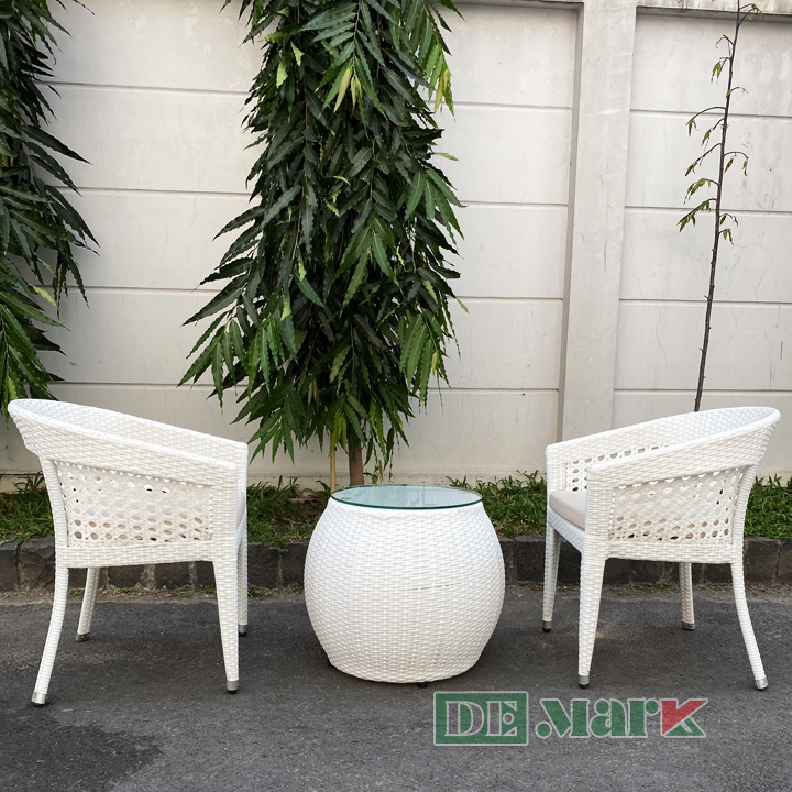 Bàn ghế giả mây ban công