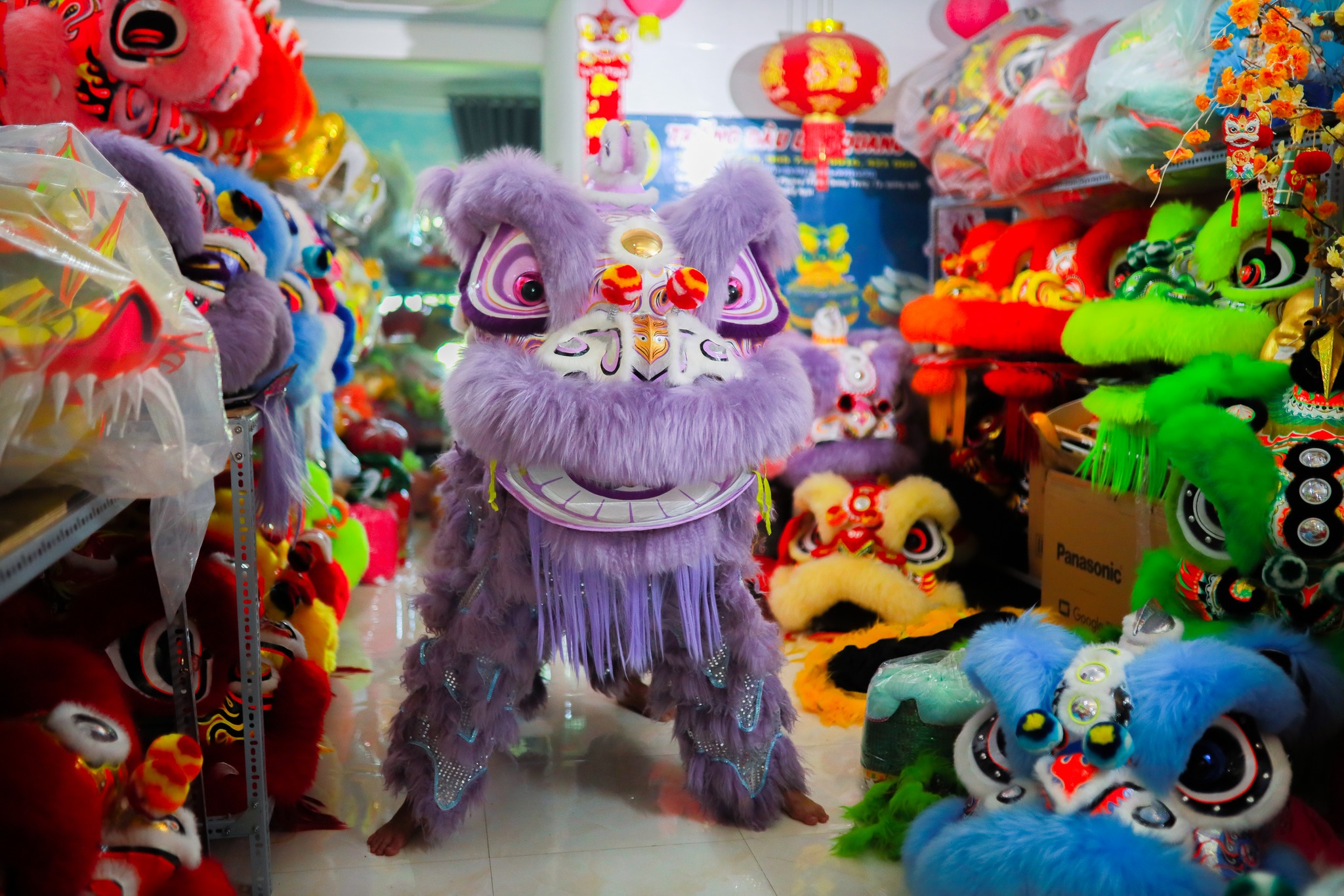 Lân Miệng Tròn Là Gì? Đặc Điểm, Phân Loại và Ứng Dụng Trong Múa Lân