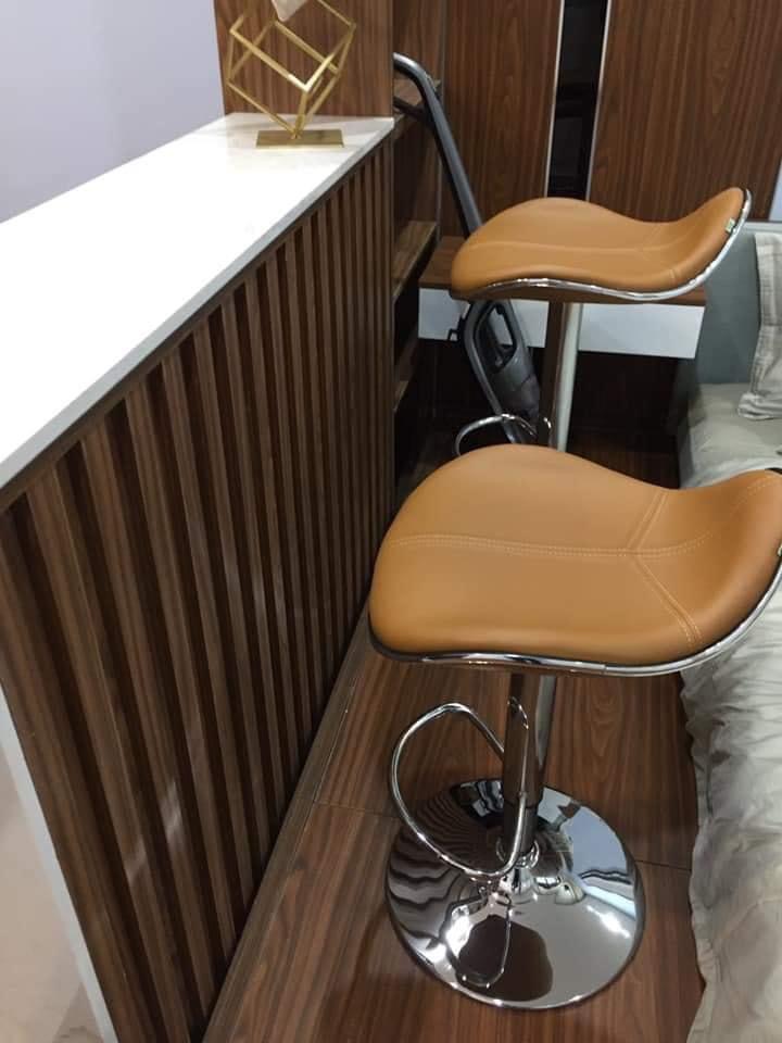 Ghế nằm tại quầy bar thực tế