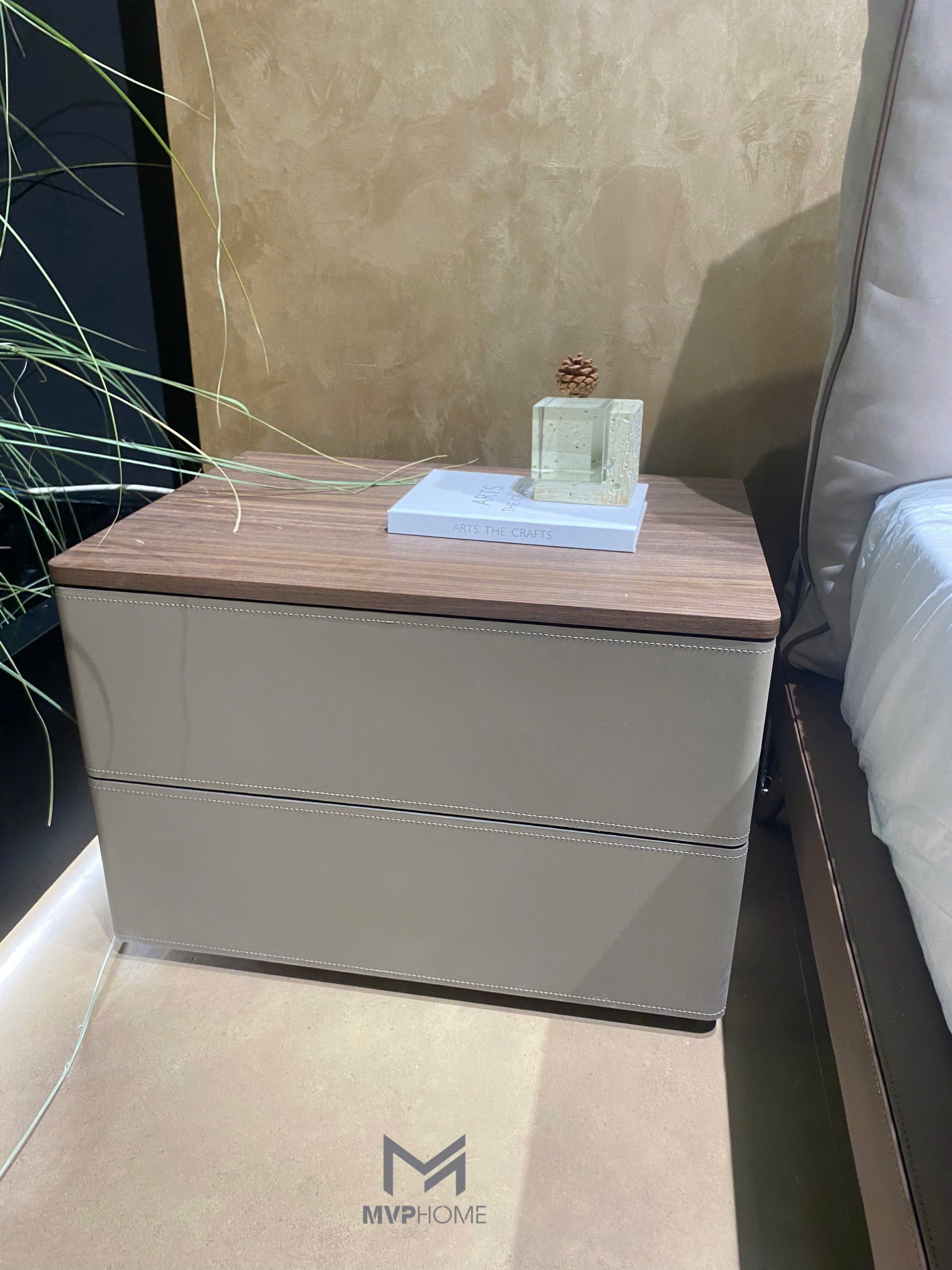 Tab Giường Bọc Da EINES Nightstand Table TG122