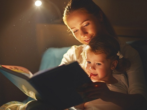 8 Cách Hiệu Quả Giúp Trẻ Vượt Qua Hội Chứng Sợ Bóng Tối