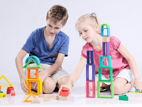 5 lợi ích hàng đầu của Đồ chơi gỗ dành cho bé yêu nhà bạn