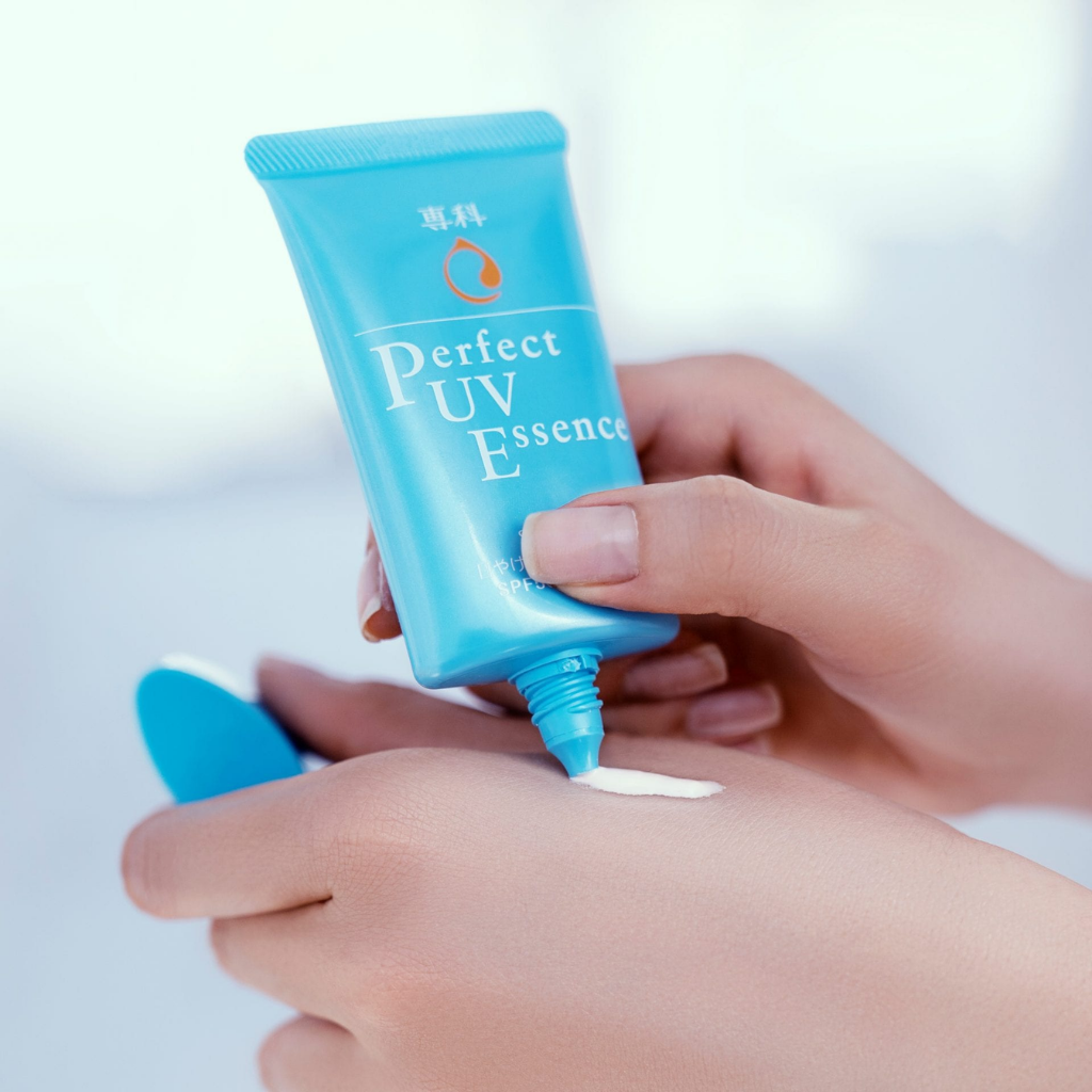 Senka Essence Chống Nắng Perfect UV Essence 50g D/C