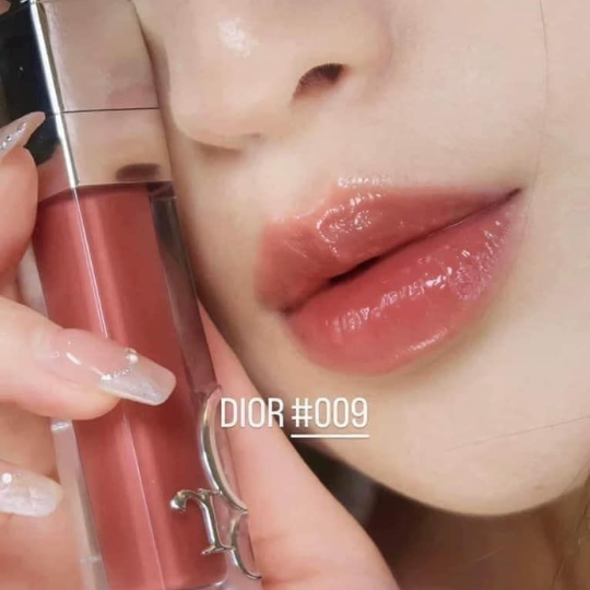 https://bizweb.dktcdn.net/100/412/708/products/dior-addict-lip-maximizer-009-hot-1746604189262-4170570b-b7fc-4dfb-a8b5-6630670944b3.png?v=1779445158577