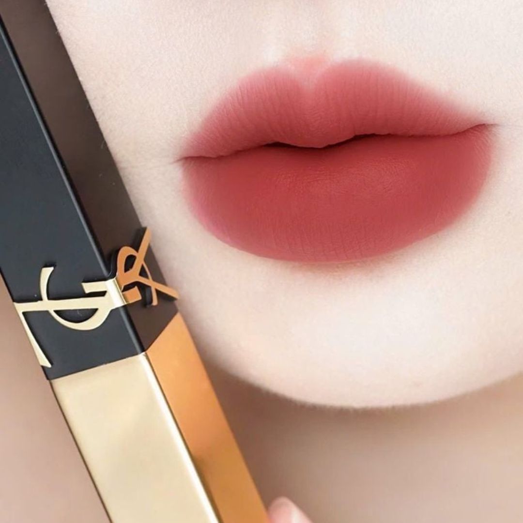 Yves Saint Laurent Rouge Pur Couture The Slim Lipstick